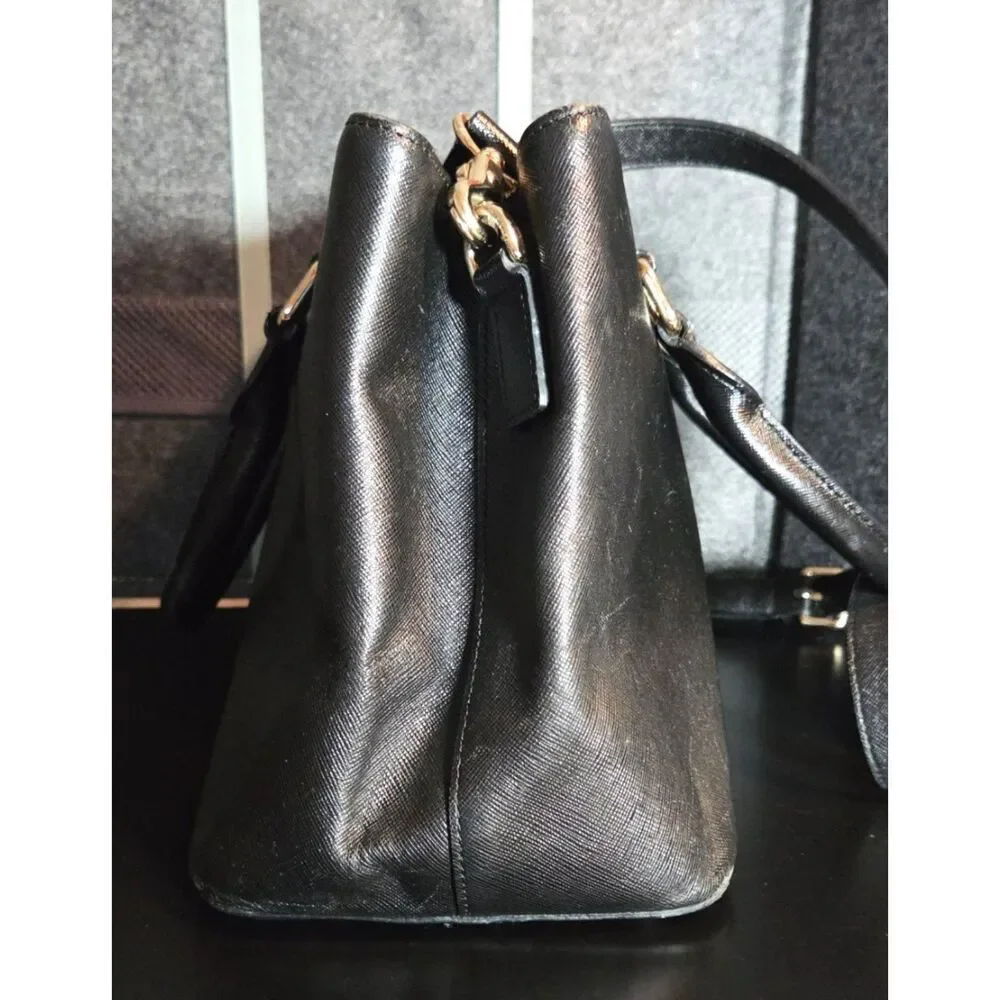 Cross Grain Leather Metro City - Like New!